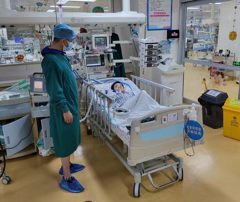 丹寨县跨省救护车出租公司